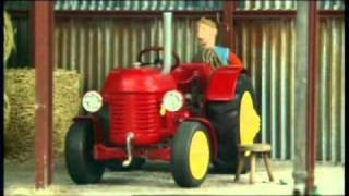 Kicsi piros traktor Kicsi piros traktor